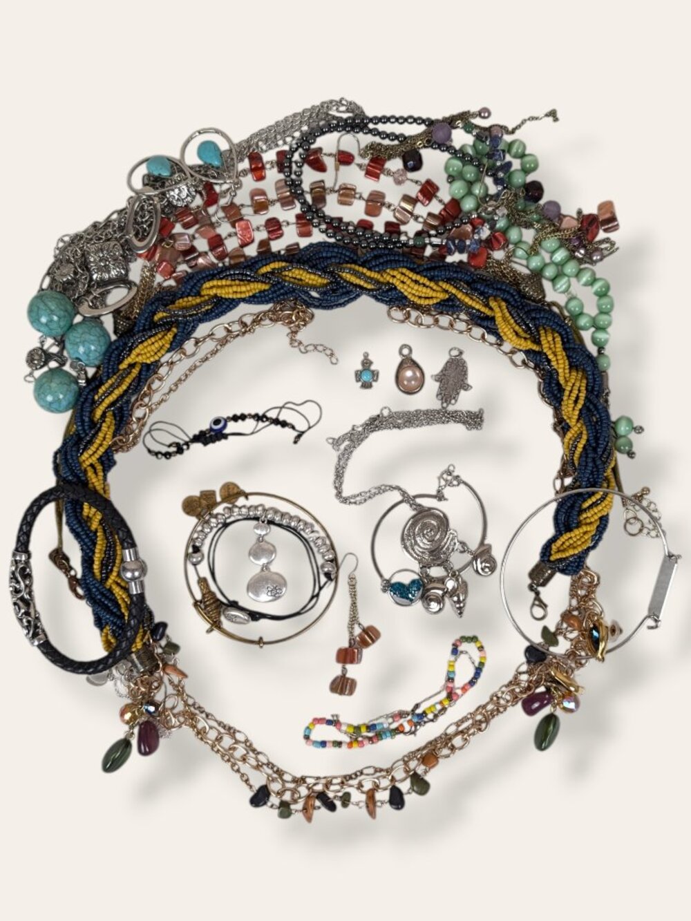 UMBRIELLE - Vintage To Now Jewelry Lot - 080
